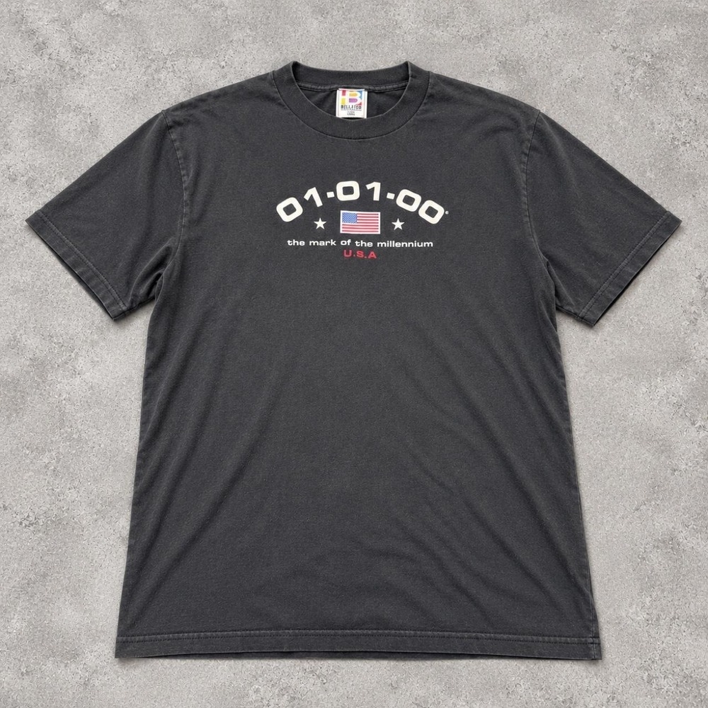 Vintage Y2K 01-01-00 "Mark of the Millennium" Graphic Tee (Medium)